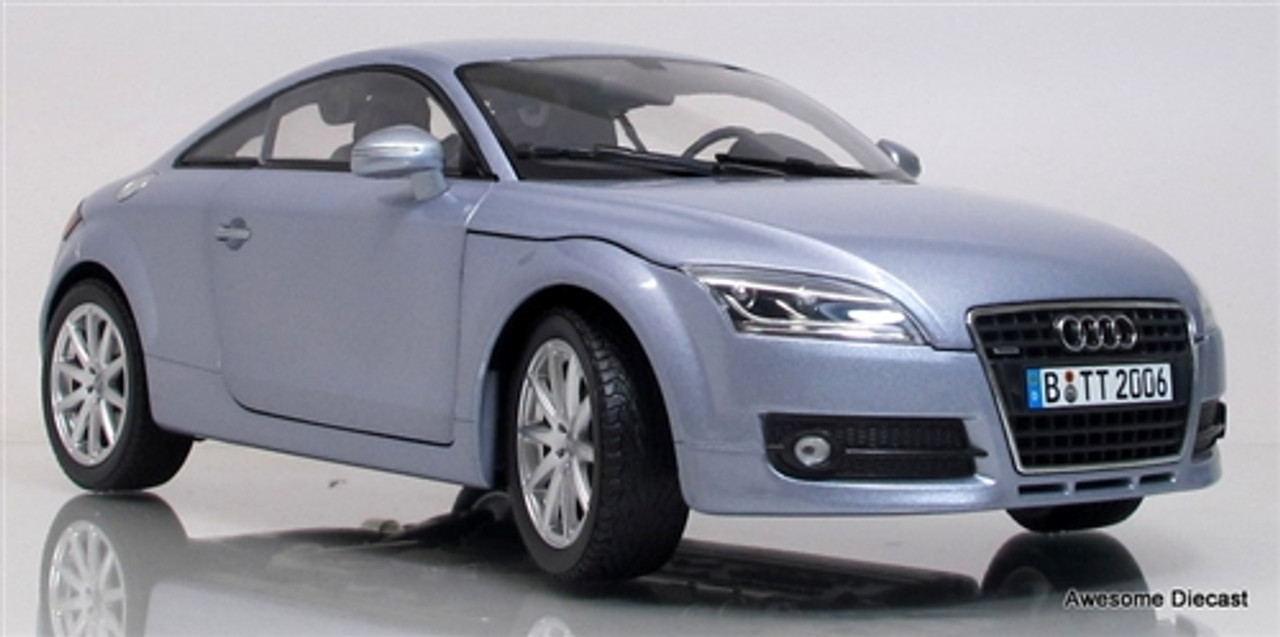 audi tt minichamps