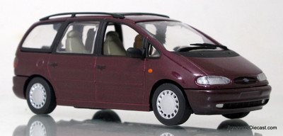 Minichamps 1:43 1995 Ford Galaxy (Maroon)