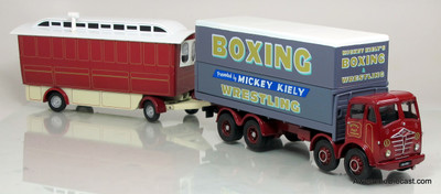 Corgi 1:50 Foden FG Truck & Caravan - Mickey Kiely Boxing
