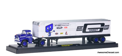 M2 Machines 1:64 1958 Chevrolet Spartan LCF w/40' Trailer