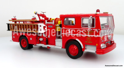 1973 Ward LaFrance Fire Truck: 1:50 Scale Diecast Fire Truck LACoFD - Engine 51 by Iconic Replicas