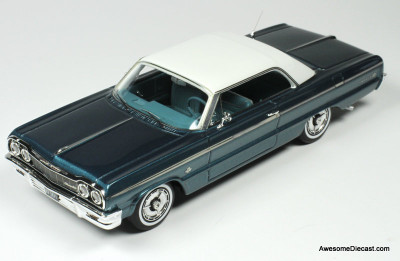 Goldvarg Collection 1:43 1964 Chevrolet Impala, Lagoon Aqua Irid