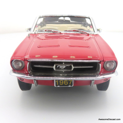 Franklin Mint 1:24 1966 Ford Mustang Convertible, White