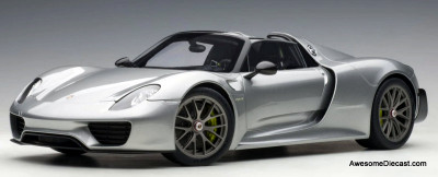 2013 Porsche 918 Spyder w/Weissach Package, GT Silver Metallic 1:12 Diecast Model Car by AUTOart