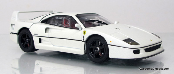 Kyosho 1:43 Ferrari F40 Light Weight 20th Anniversary Edition, Pearl White Metallic