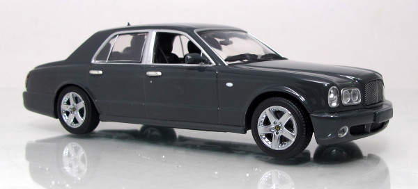 Minichamps 1:43 2003 Bentley Arnage T 