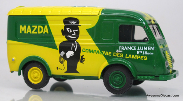 Corgi 1:43 Renault 1000kg - Mazda Lamps 