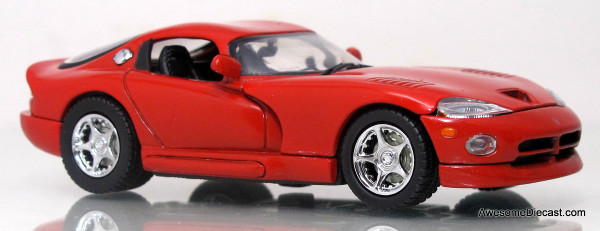 Universal Hobbies 1:43 Dodge Viper RT/10