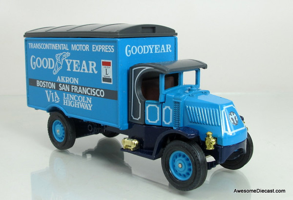Matchbox Models of Yesteryear 1930 Mack AC- Goodyear
