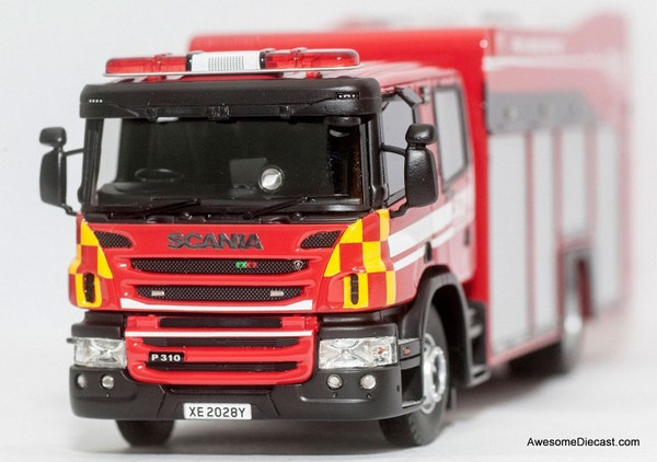 プイタ SCANIA3台&Tekno1台セット Bruder Large Scania Fireman Truck Toy with Water Pump, Light