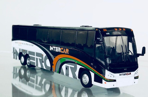 Iconic Replica 1:87 MCI J4500 Motorcoach: InterCar  Quebec