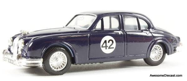 Corgi 1:43 Jaguar MK2, Blue 'Stirling Moss'
