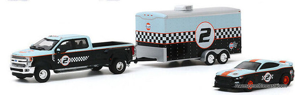 Greenlight 1:64 2019 Ford F-350 Lariat & 2019 Ford Shelby GT350R w/Enclosed Car Hauler