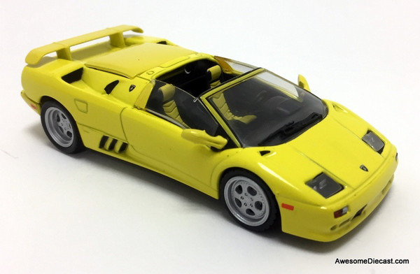 IXO 1:43 2000 Lamborghini Diablo Roadster, Yellow