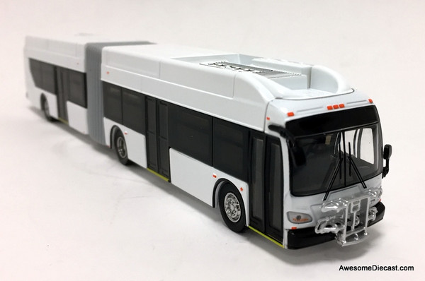 Iconic Replicas 1:87 New Flyer Xcelsior XN60: Blank White 