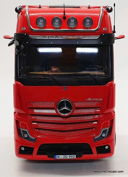 NZG 1:18 2020 Mercedes Benz Actros GigaSpace 4x2, Red