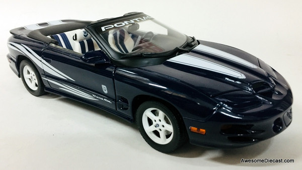 Road Signature 1:18 1999 Pontiac Firebird Trans Am Convertible 30th Anniversary Edition, Blue