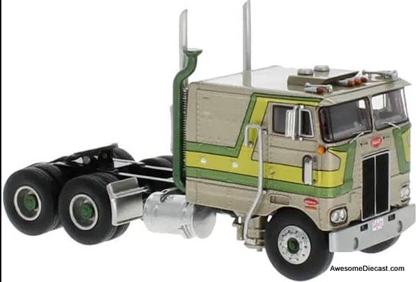 Neo 1:64 1979 Peterbilt 352 Pacemaker, Metallic Beige