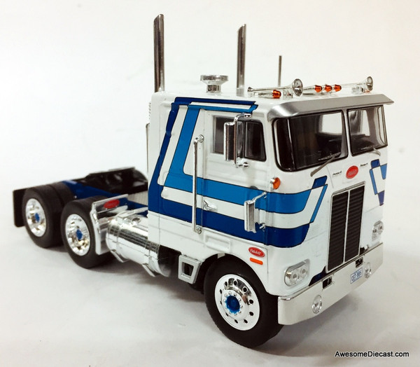 IXO 1:43 1979 Peterbilt 352 COE Pacemaker Tractor