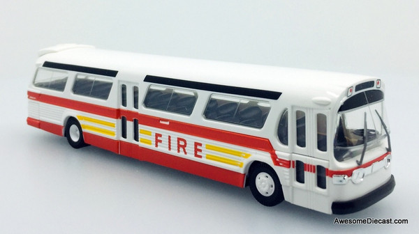 Busch 1:87 GM Fishbowl Bus: New York Fire Department