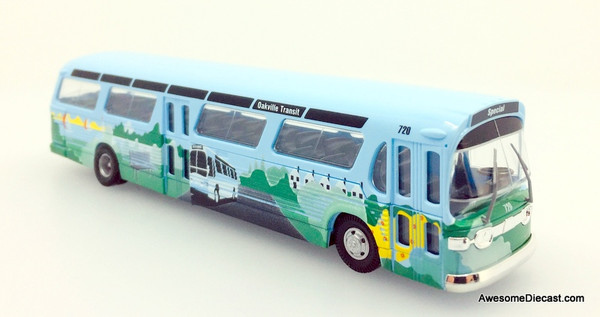 Busch 1:87 GM Fishbowl Bus Oakville Transit: Ontario, Canada