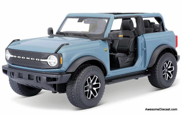 Maisto 1:18 2021 Ford Bronco Badlands, Blue