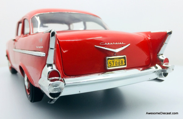 Highway 61 1:18 1957 Chevrolet 150 Utility Sedan, Red