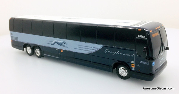 Only One!! Prevost Diecast 1:64 Prevost X3-45 Coach Greyhound Neoclassic: Destination Montreal