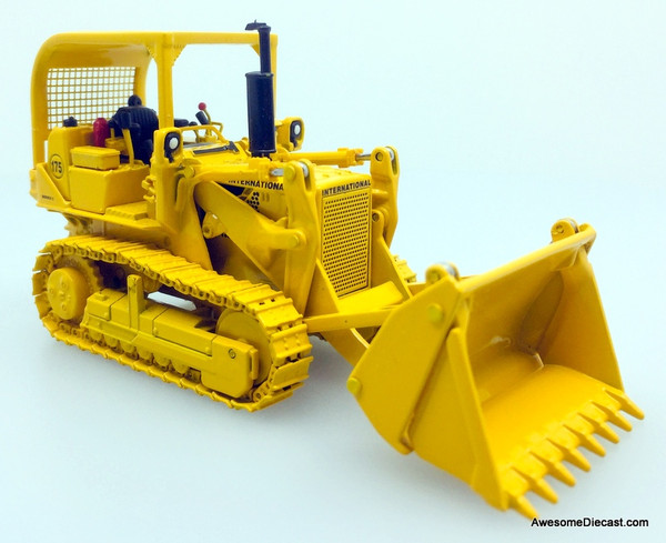 First Gear 1:50 International Harvester 175 Crawler Loader