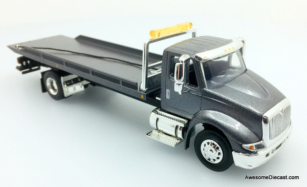 SpecCast 1:64 International 8600 Roll Back Flatbed Car Carrier: Gray