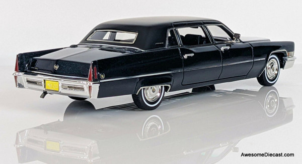 Matrix 1:43 1970 Cadillac Fleetwood 75, Metallic Blue
