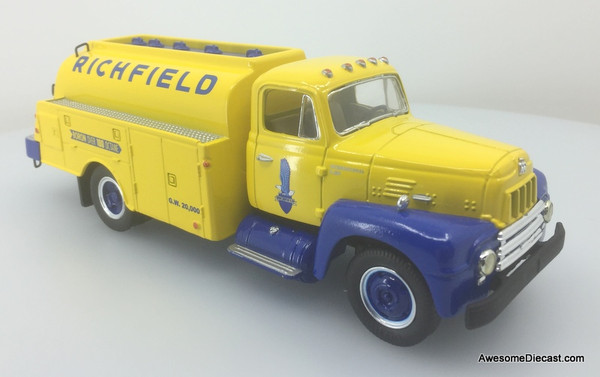 First Gear 1:34 1957 International R-190 Fuel Tanker: Richfield 