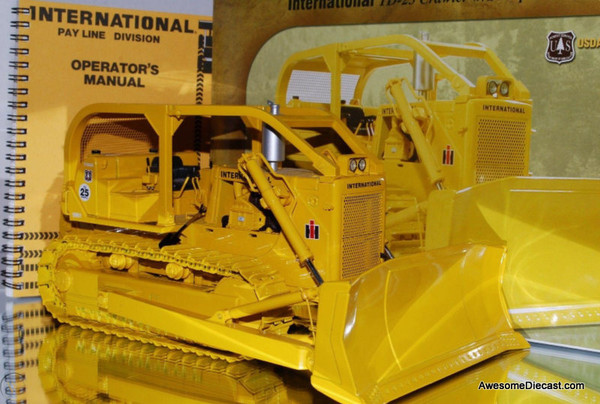 RARE!! First Gear 1:25 International TD-25 Crawler w/Sweep ROPS & Winch: USDA Forest Service