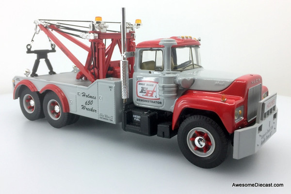 RARE!! First Gear 1:34 Mack R-Model Tow Truck: Ernest Holmes