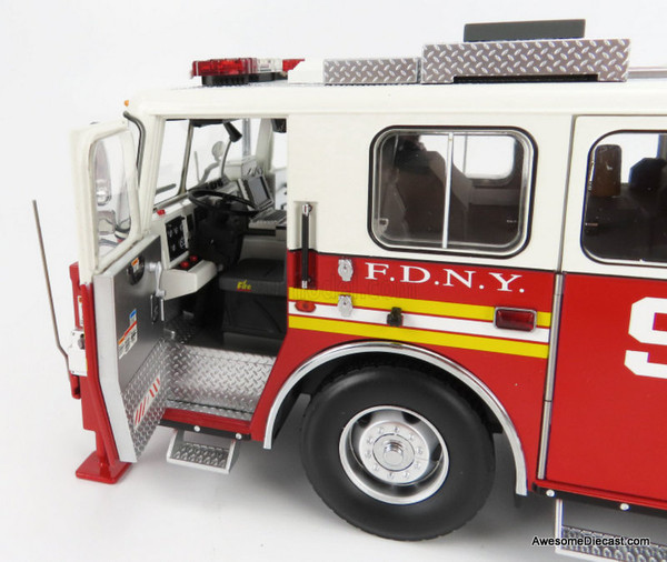 Edicola 1:24 Seagrave Tower Ladder Fire Truck #9: City Of New York