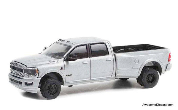 Greenlight 1:64  2021 Ram 3500 Dually Limited Night Edition, Billet Silver
