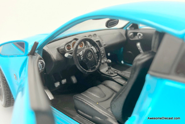 MAISTO 　NISSAN 350Z フェアレディZ 1:18　日産 Maisto 1:18 Nissan 350Z Coupe, Sky Blue