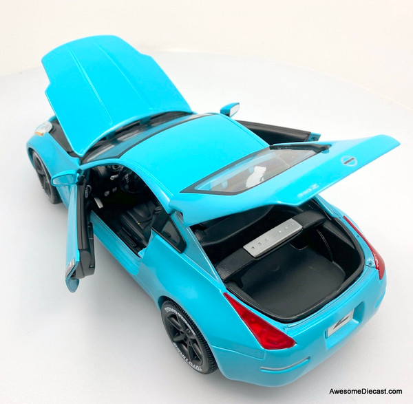 【USED美品】MAISTO 1/18 NISSANフェアレディ350Z 台座付 Maisto 1:18 Nissan 350Z Nismo Custom Diecast Model - Yellow