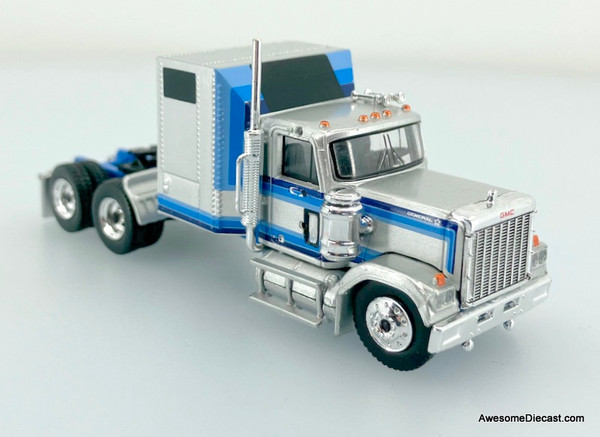 Brekina 1:87 GMC General Sleeper Cab, Silver/Blue