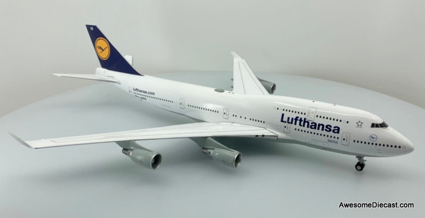 JC Wings 1:200 Boeing 747-400: Lufthansa (Reg# D-ABTE)