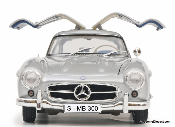 Schuco 1:18 Mercedes-Benz 300SL Coupe, Silver