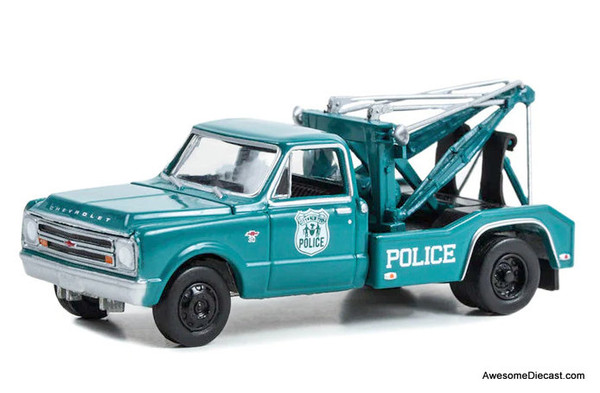 Greenlight 1:64 1967 Chevrolet Dually Wrecker: New York City Police Department