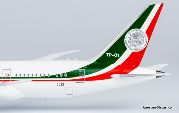 NG Models 1:400 Boeing 787-8 Dreamliner: Mexican Air Force (Reg