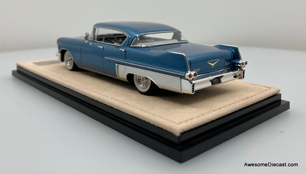 Stamp Models 1:43 1957 Cadillac Fleetwood 60 Special, Bahama Blue