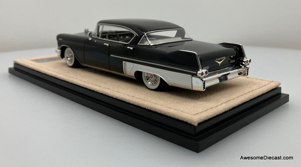 Stamp Models 1:43 1957 Cadillac Fleetwood 60 Special, Black