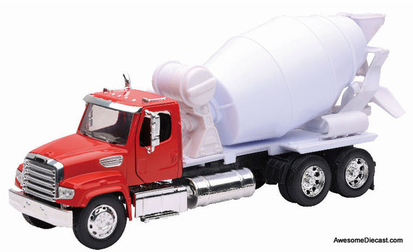 New Ray 1:32 Freightliner 114SD Cement Mixer