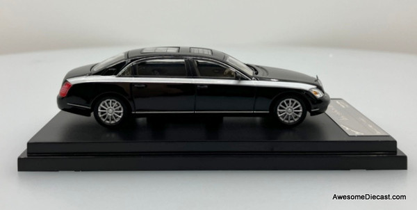 Stance Hunters 1/64 マイバッハ 62 ホワイト　ダイキャスト Stance Hunters 1:64 Mercedes- Benz Maybach 62 – Horizon Diecast