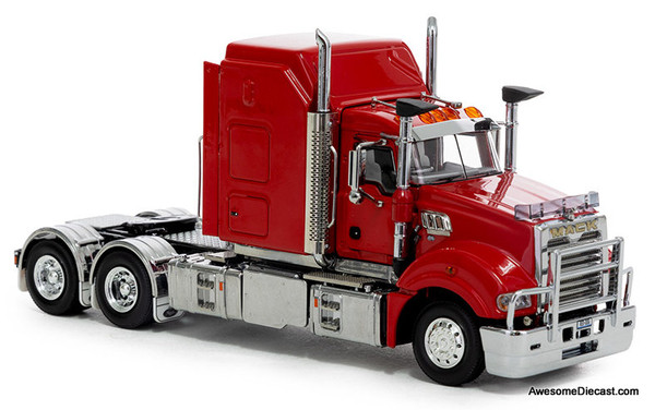Drake 1:50 Mack Super-Liner Sleeper Tractor Late Edition, Red