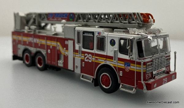PCX87 1:87 Ferrara Ultra Ladder Truck, FDNY: Bronx Ladder 29 (Port Morris)