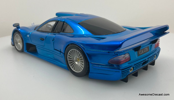 Maisto 1:18 Mercedes Benz CLK GTR (Street Version), Pearl Blue